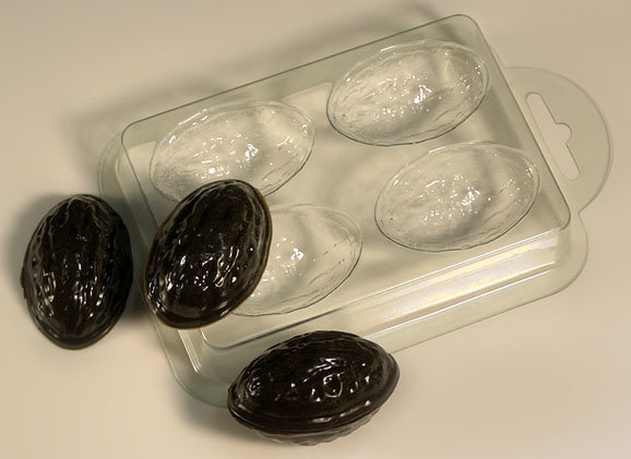 Пластиковая форма для шоколада "Орешки для золушки"
